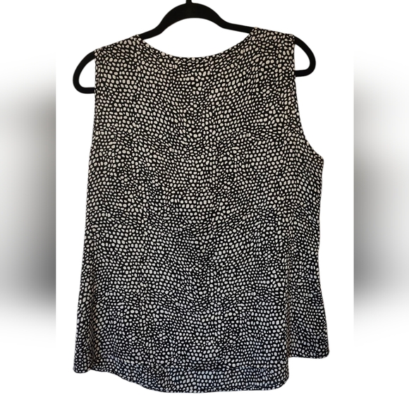 Notations Black and White Print Sleeveless Tank Top Blouse Shirt, Size Large - Picture 3 of 4
